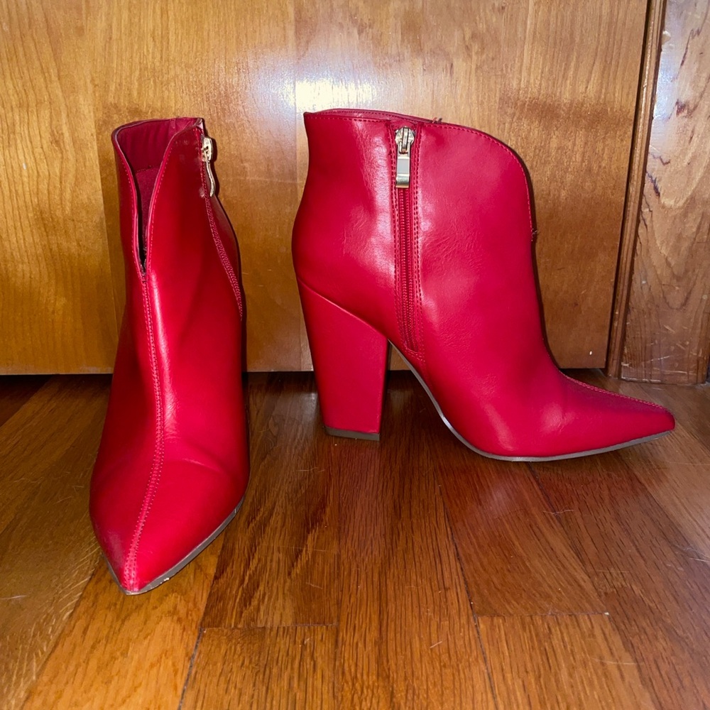 Shoe Dazzle Red Heeled Boots with Pointed Toe and Side Zipper